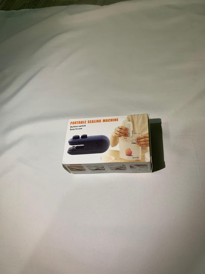 Mini Seal Machine, Mini Portable Sealer, 2 in 1 Sealer And Cutter, USB Rechargeable, Heating Sealer & Cutter, Portable Handheld Vacuum Sealer For Food, Snacks, & Chips, Plastic Bags Sealing Machine. (Multi C